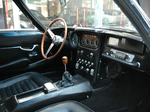 1967400GT 2 plus 2