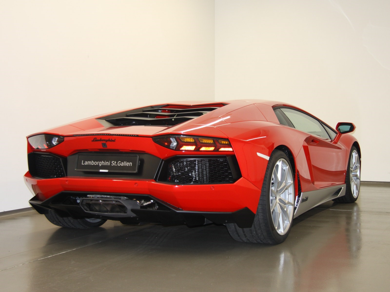 2018AventadorMiura Homage