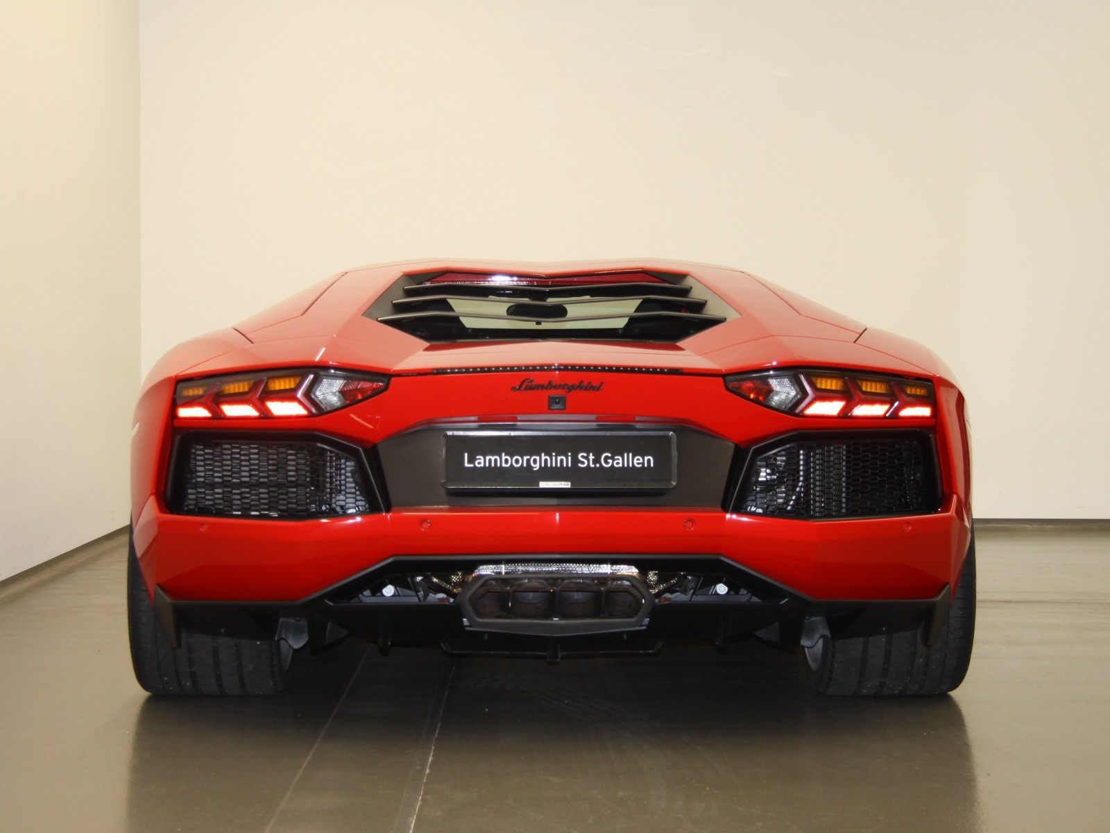 2018AventadorMiura Homage