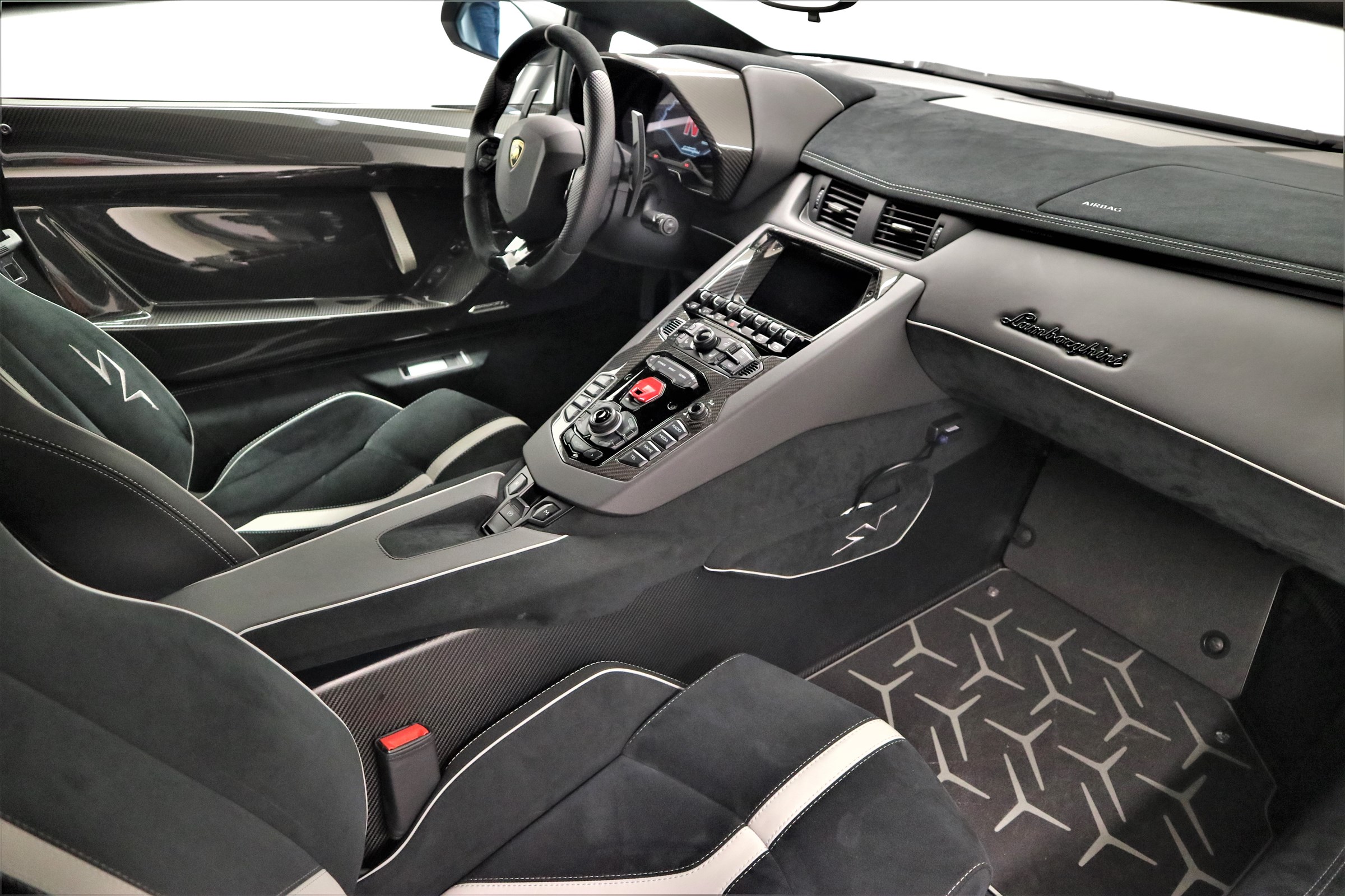 2016AventadorLP750-4 SV