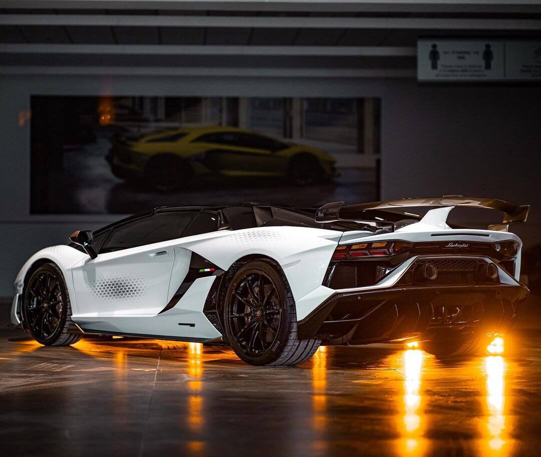 2021AventadorSVJ Xago Edition