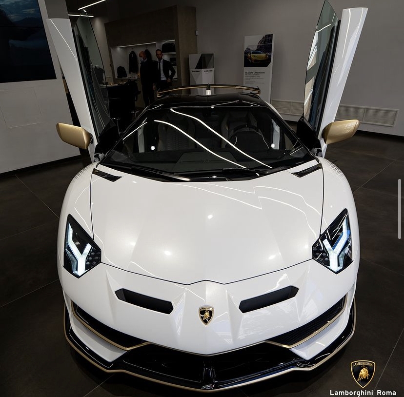 2021AventadorSVJ Xago Edition