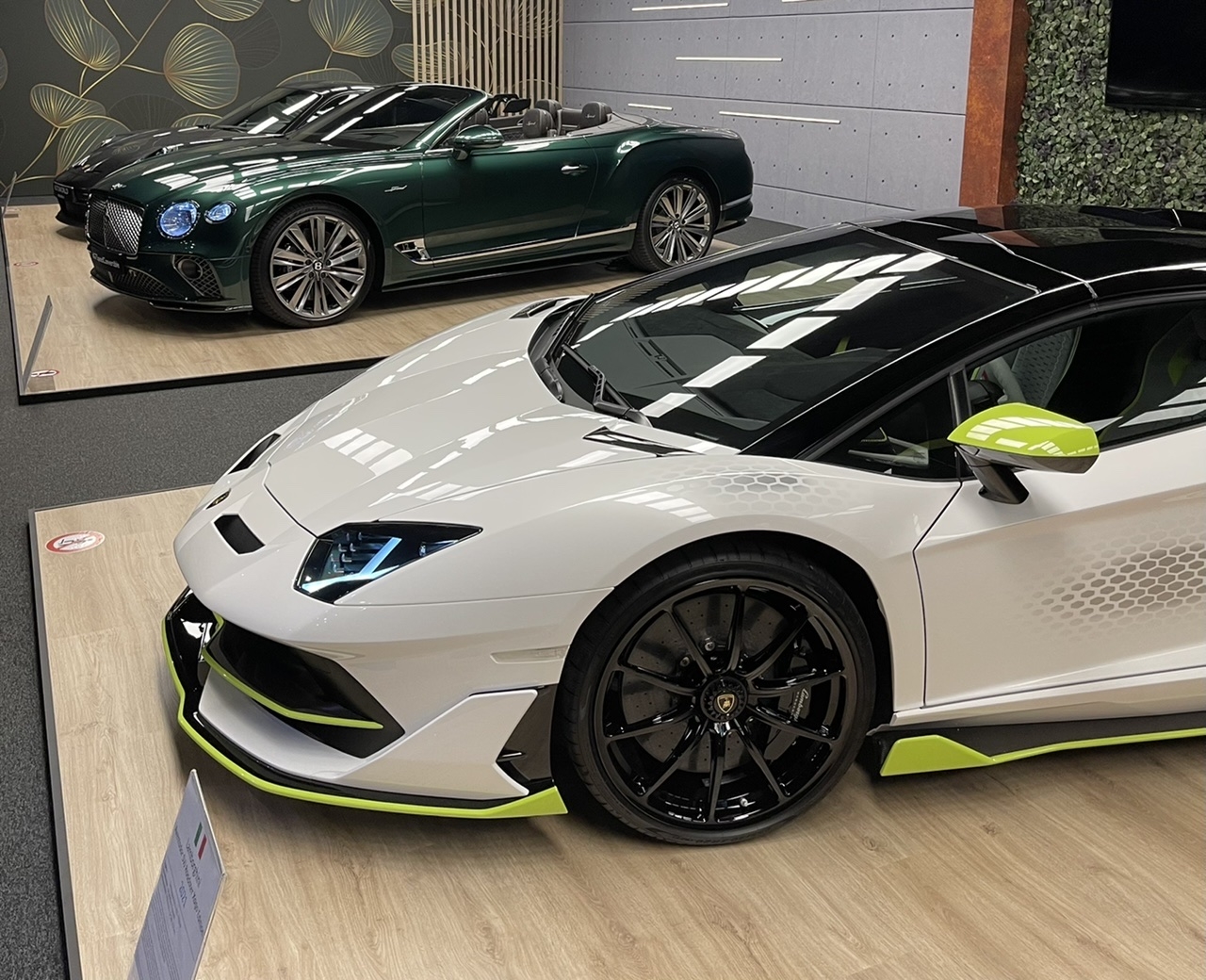 2021AventadorSVJ Xago Edition
