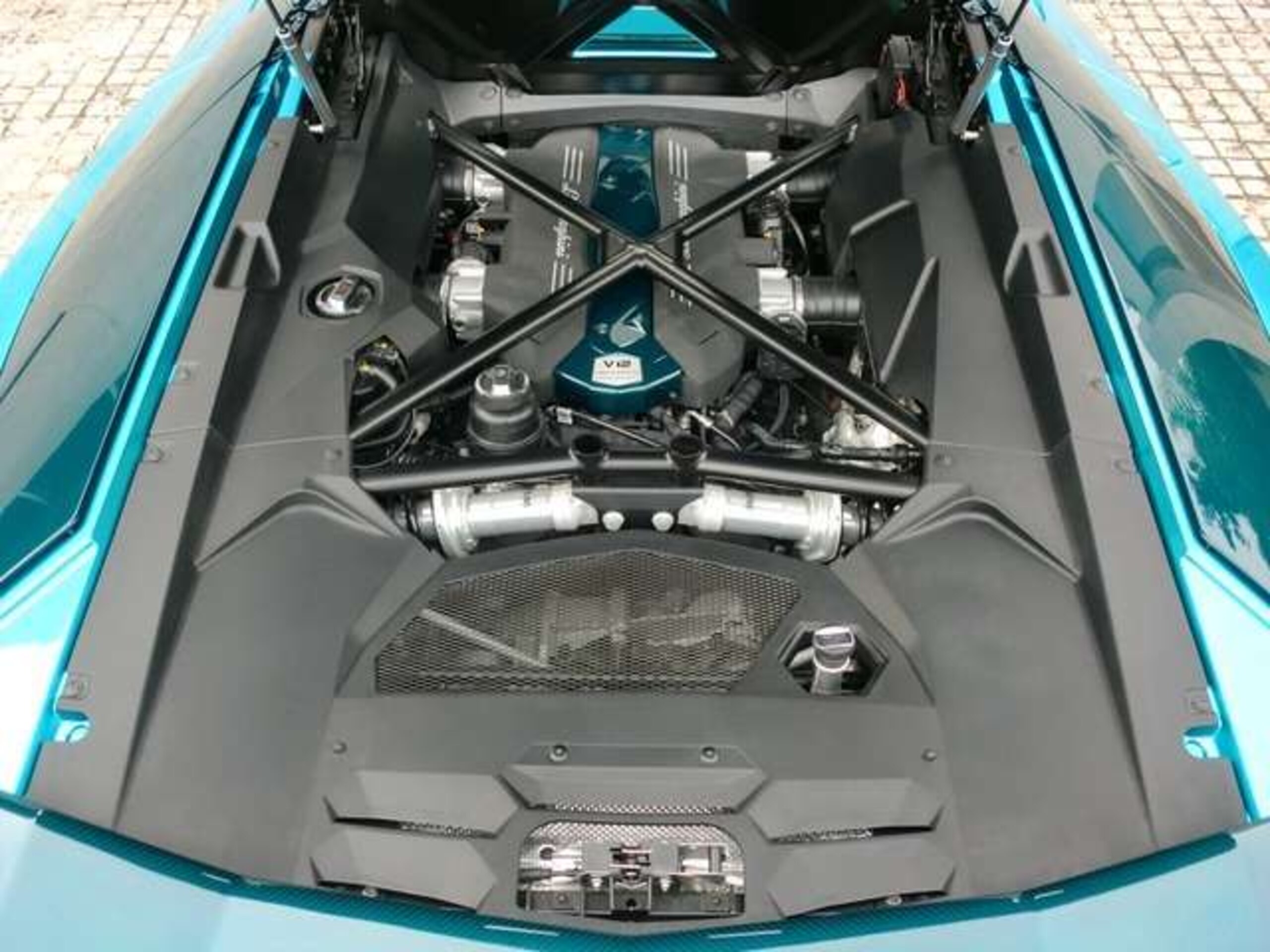 2014AventadorLP700-4 Roadster