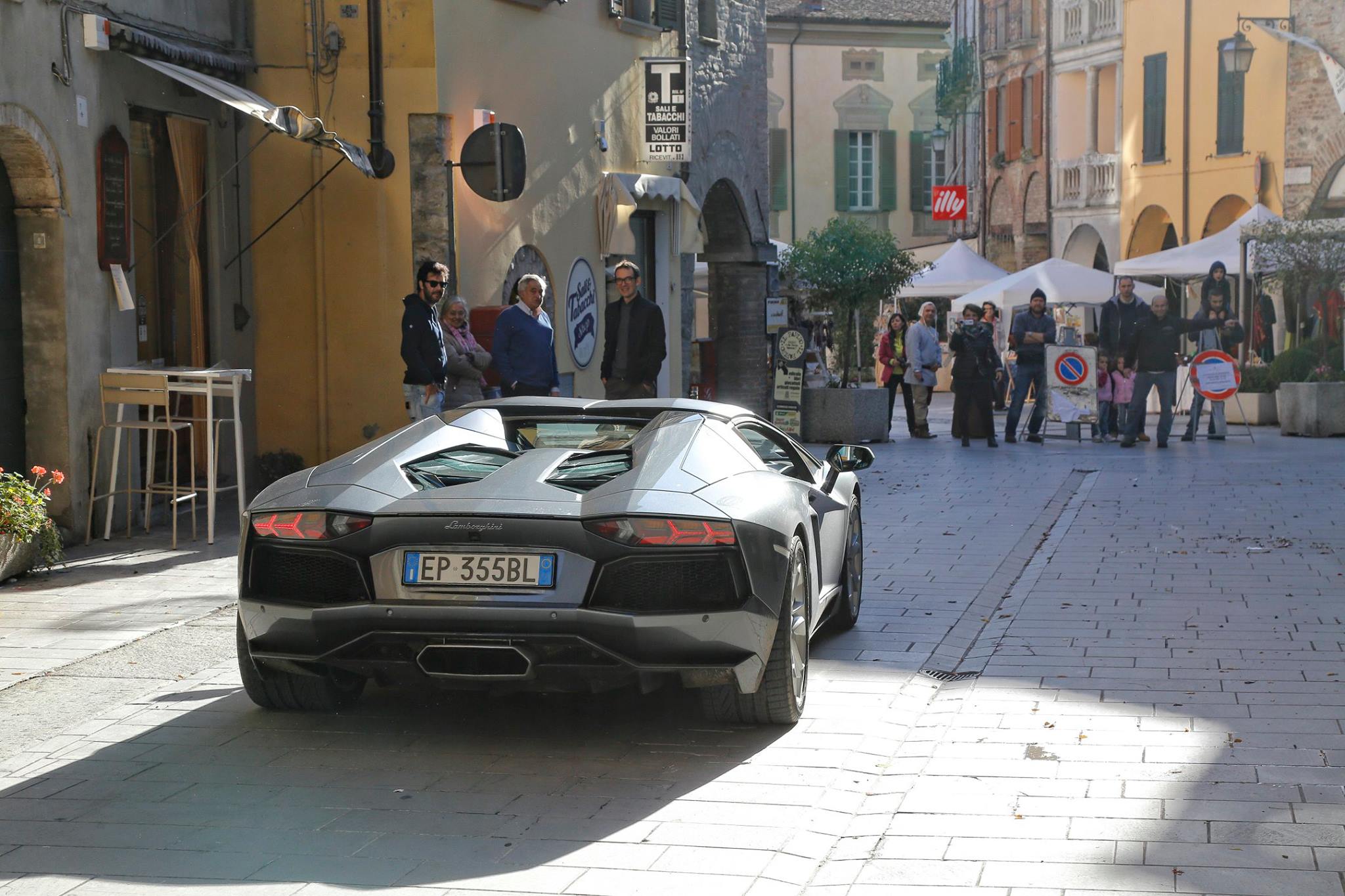 2013AventadorLP700-4 Roadster