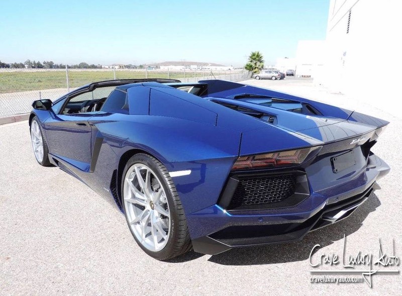 2014AventadorLP700-4 Roadster