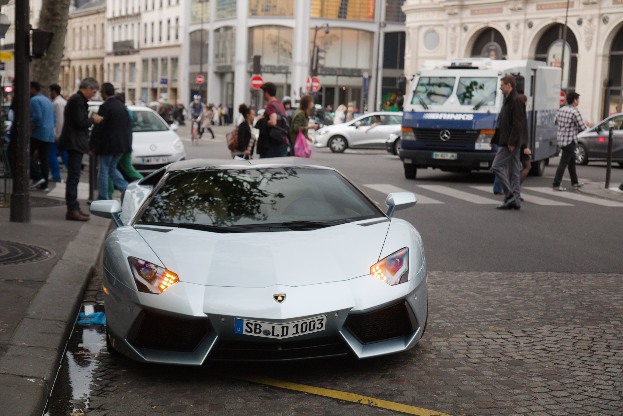 2013AventadorLP700-4 Roadster