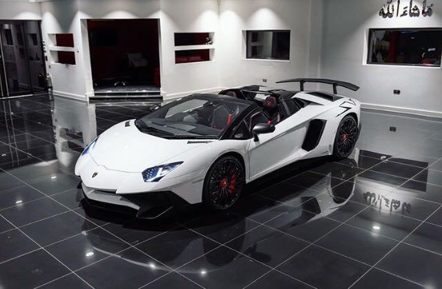 2016AventadorLP750-4 SV Roadster