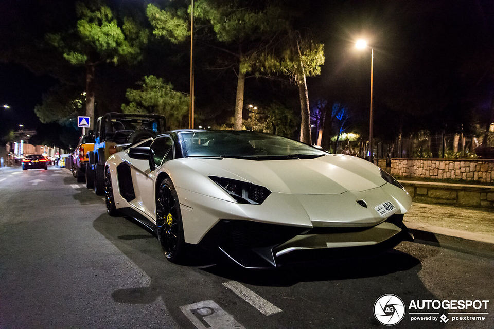 2016AventadorLP750-4 SV Roadster