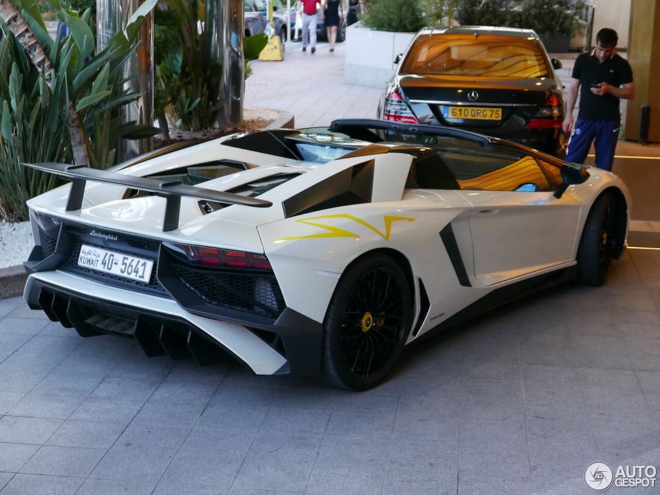 2016AventadorLP750-4 SV Roadster