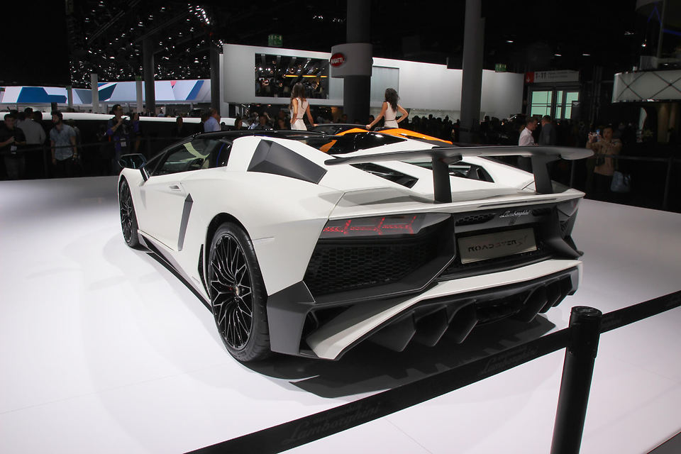 2016AventadorLP750-4 SV Roadster