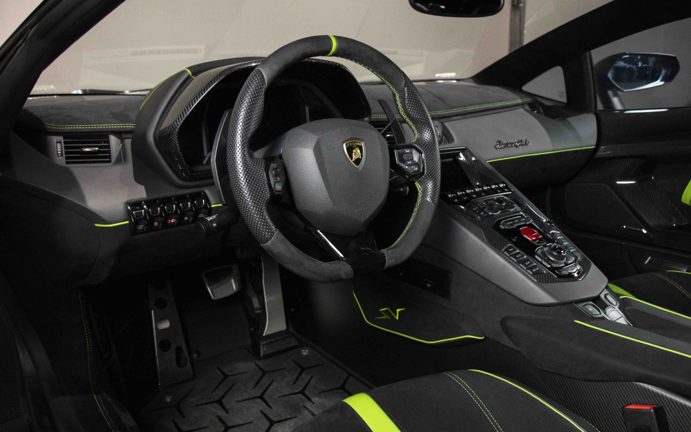 2016AventadorLP750-4 SV Roadster