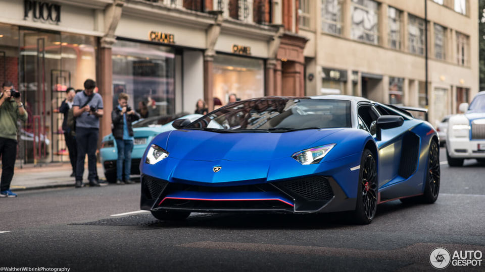 2016AventadorLP750-4 SV Roadster