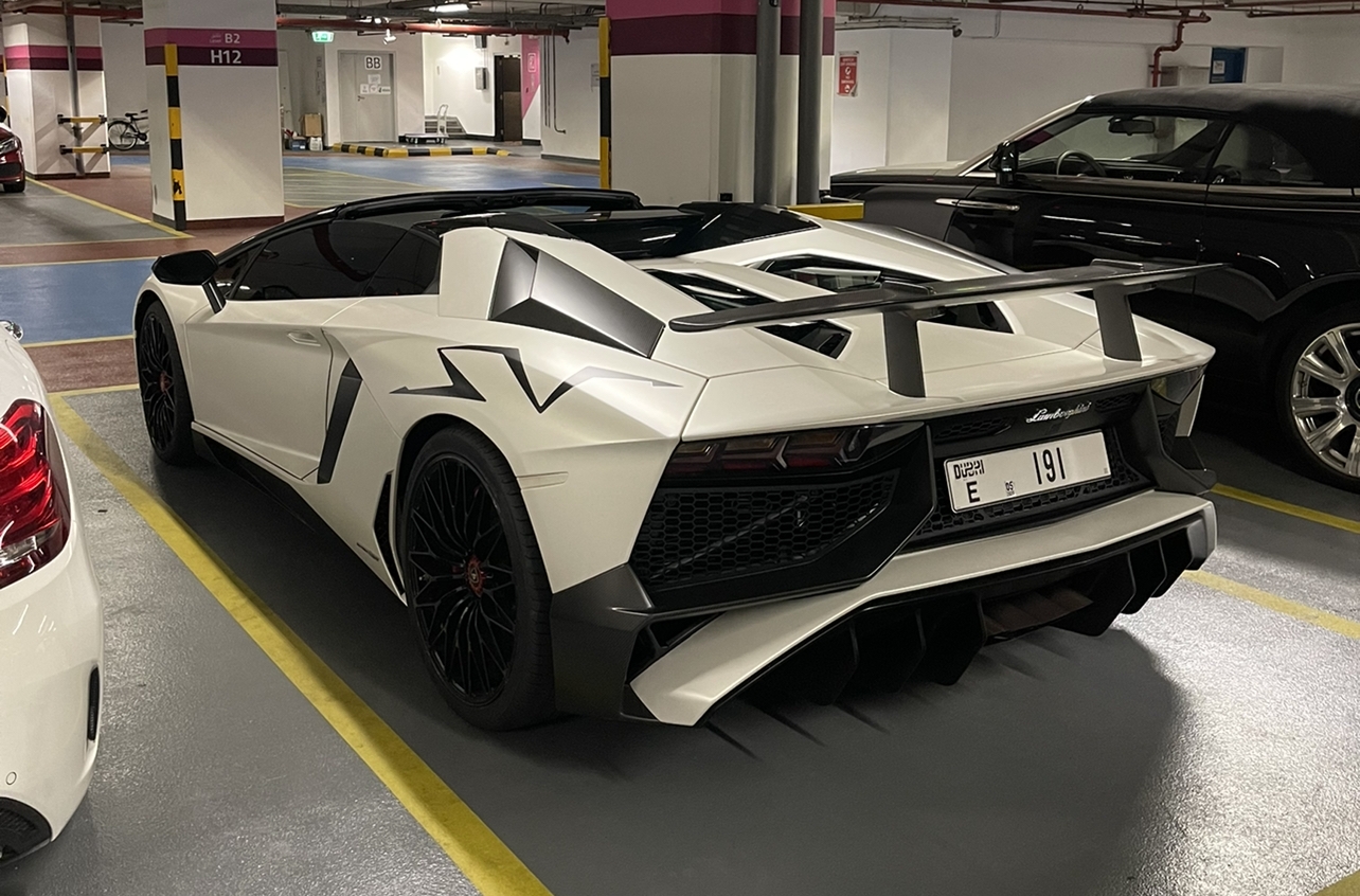 2016AventadorLP750-4 SV Roadster