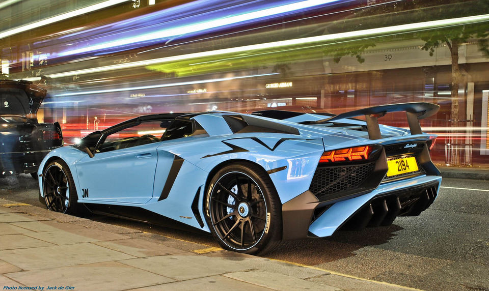 2016AventadorLP750-4 SV Roadster