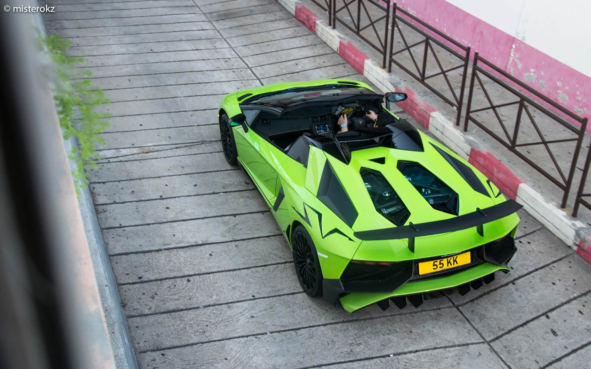 2016AventadorLP750-4 SV Roadster