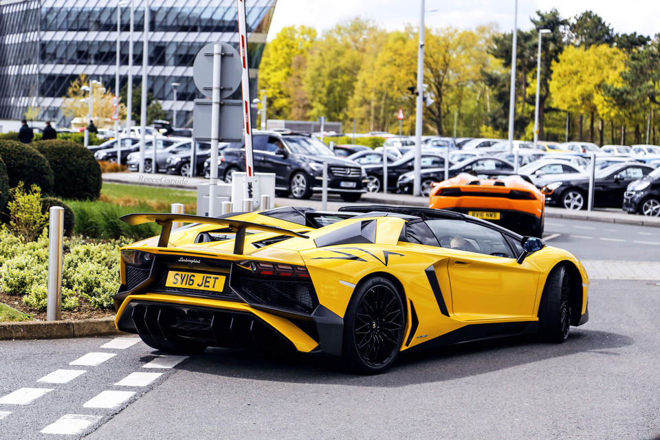 2016AventadorLP750-4 SV Roadster