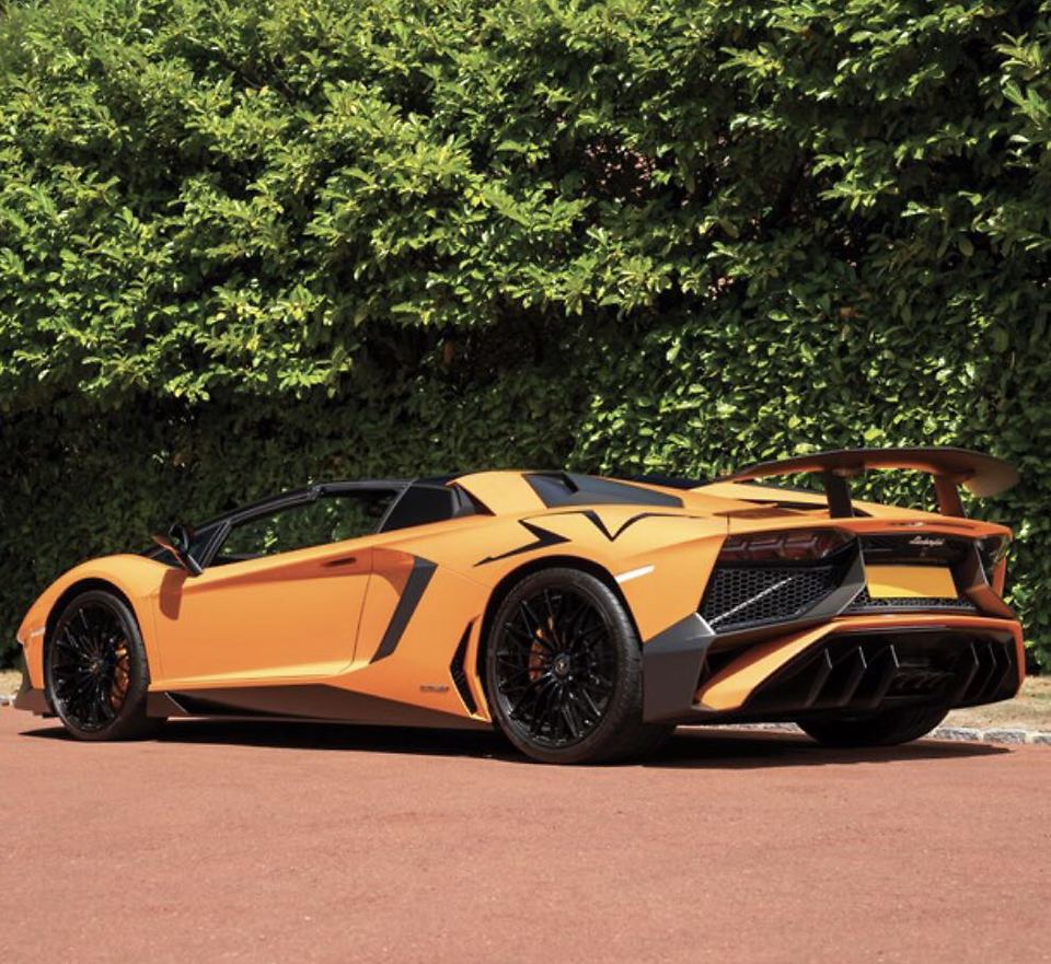 2016AventadorLP750-4 SV Roadster