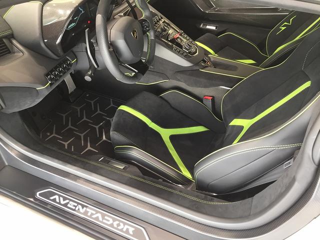 2018AventadorLP750-4 SV Roadster