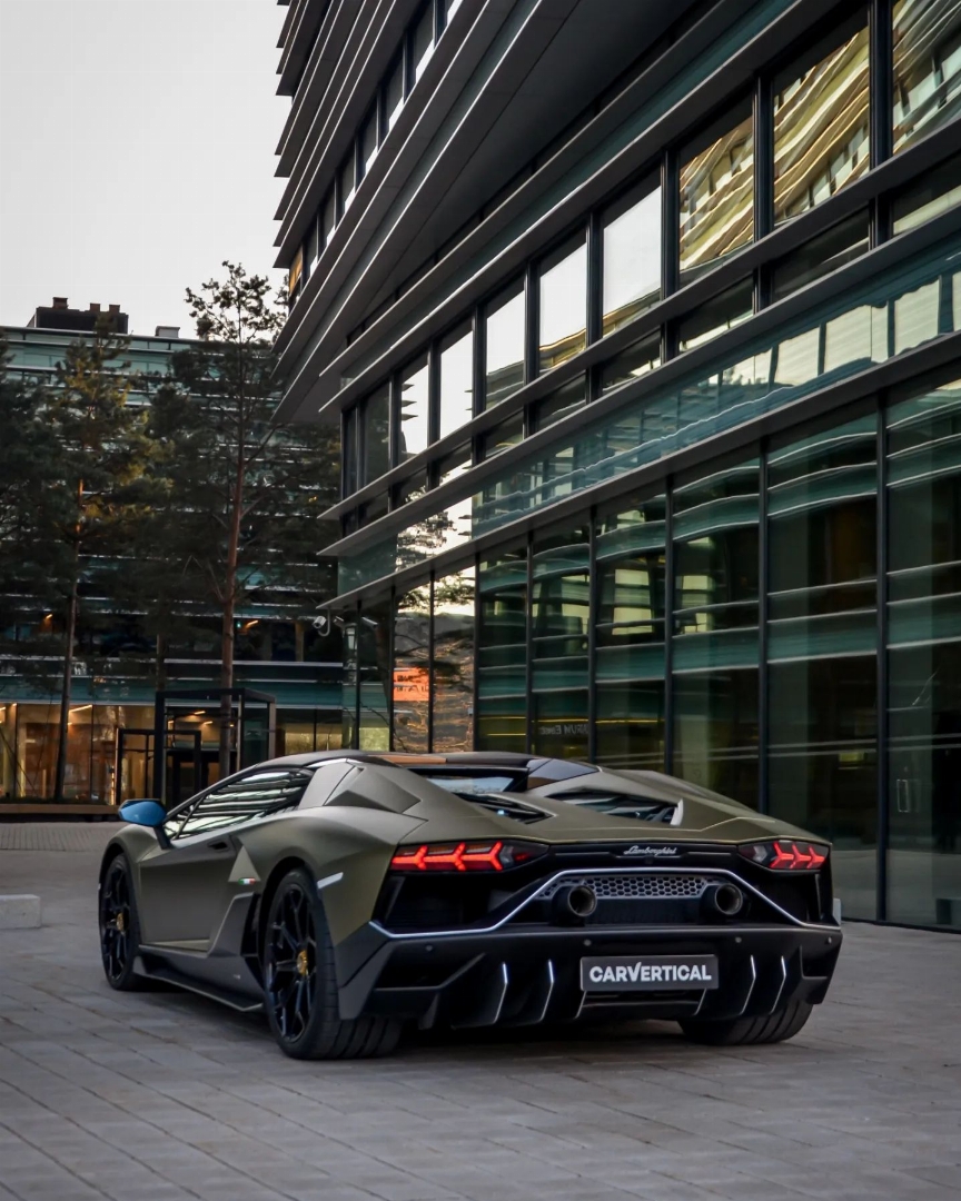 2022AventadorLP780-4 Ultimae Roadster