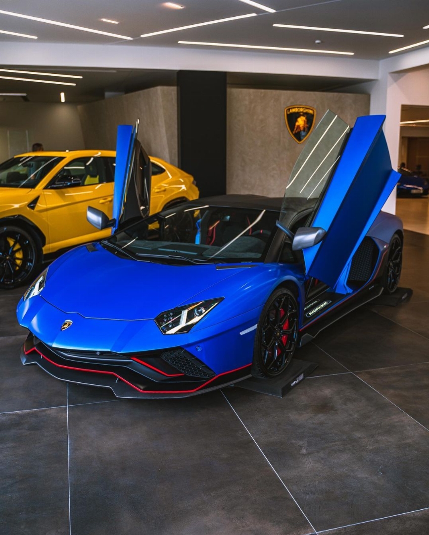 2022AventadorLP780-4 Ultimae Roadster