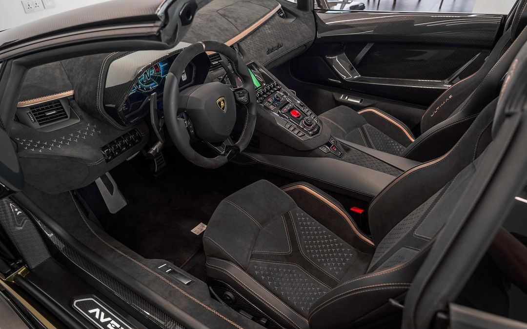 2022AventadorLP780-4 Ultimae Roadster