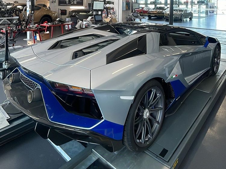 2022AventadorLP780-4 Ultimae Roadster