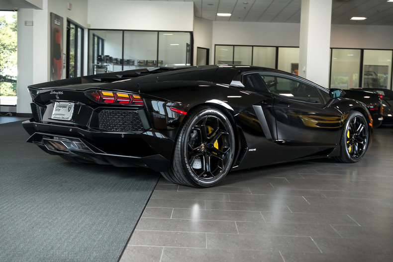 2012AventadorLP700-4