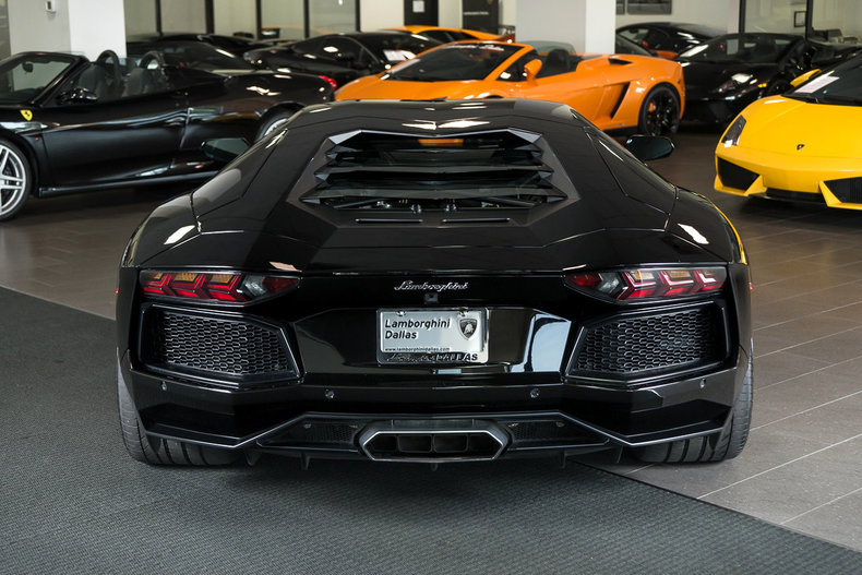 2012AventadorLP700-4