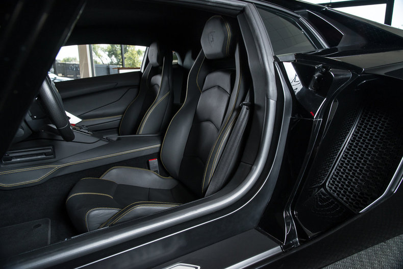 2012AventadorLP700-4