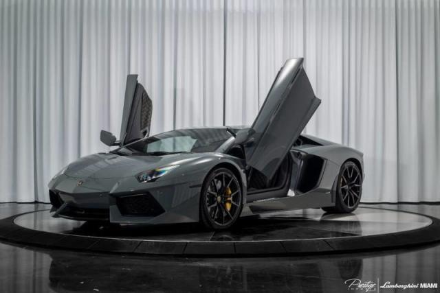 2016AventadorLP700-4