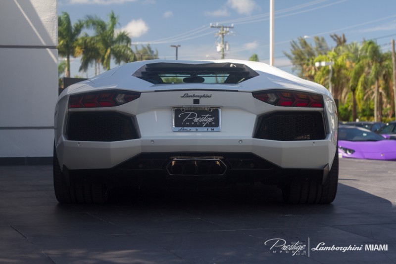 2012AventadorLP700-4