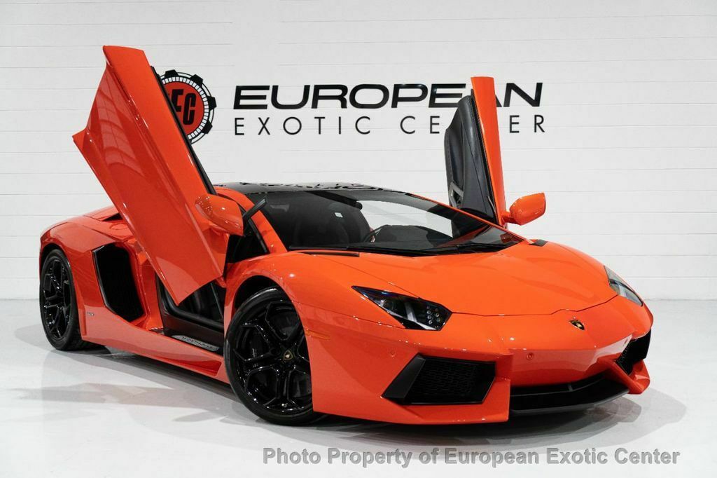 2012AventadorLP700-4