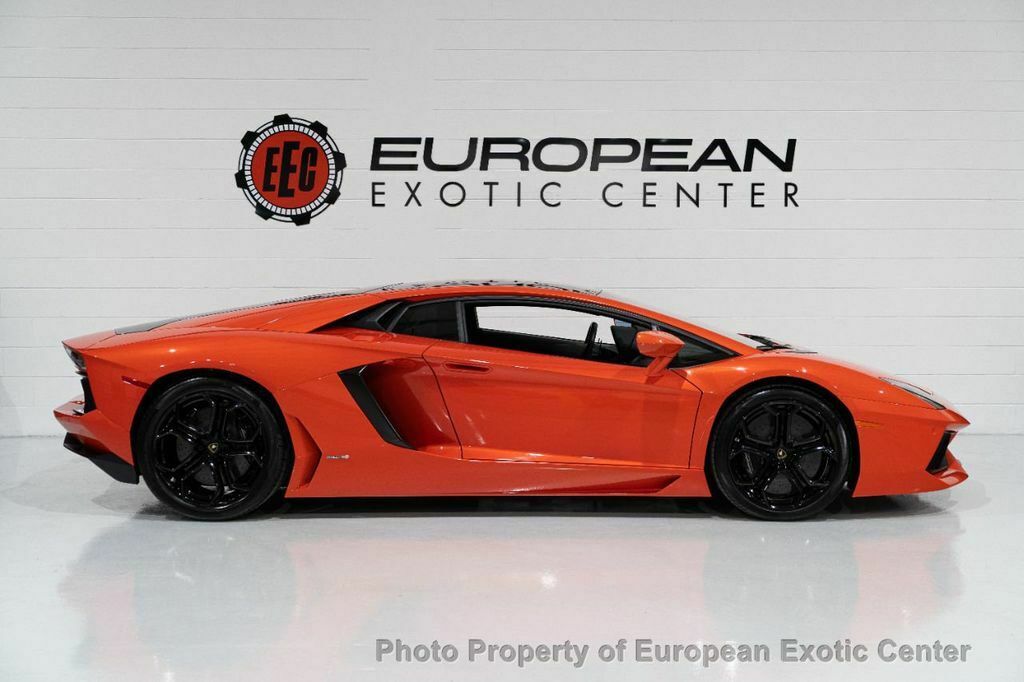 2012AventadorLP700-4
