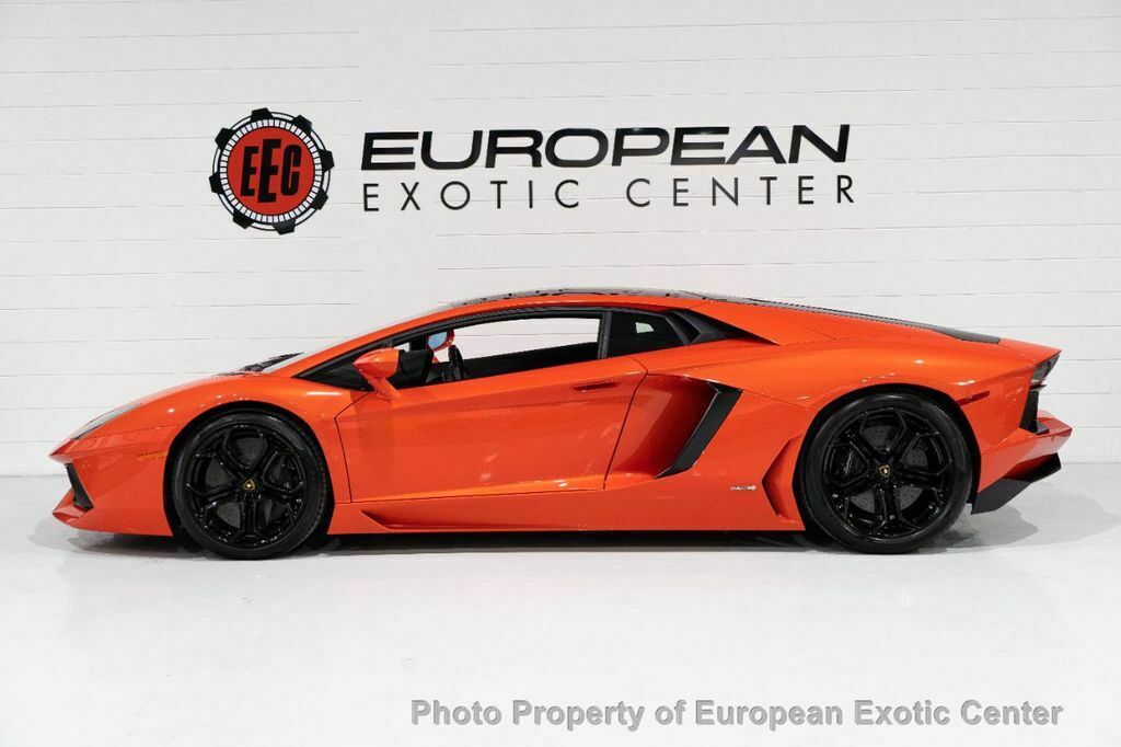2012AventadorLP700-4