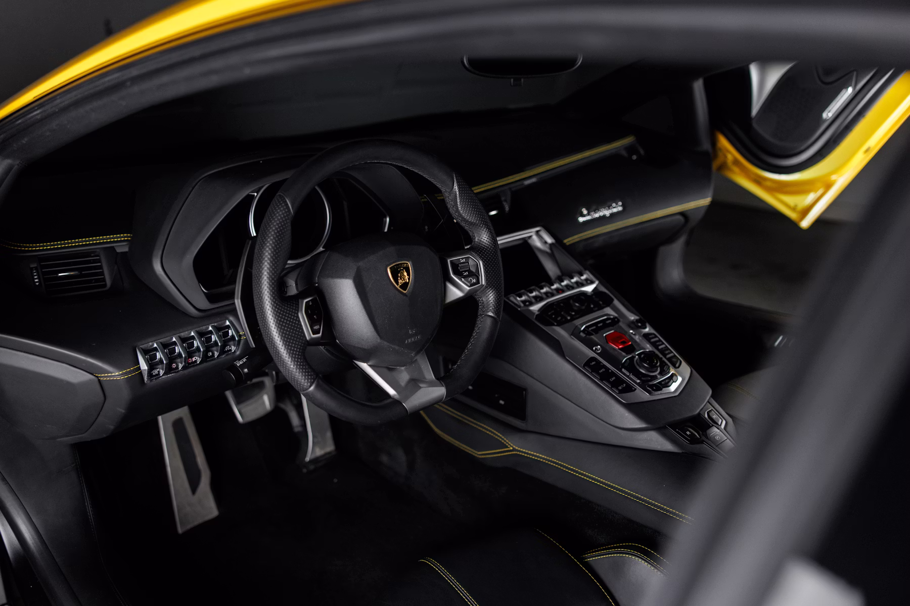 2013AventadorLP700-4