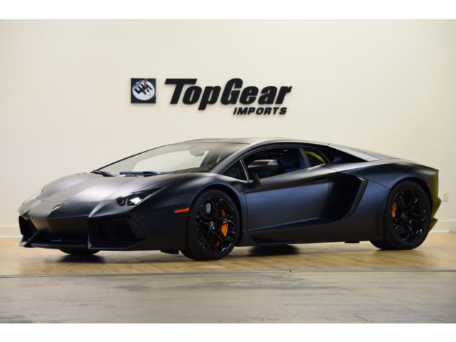 2012AventadorLP700-4