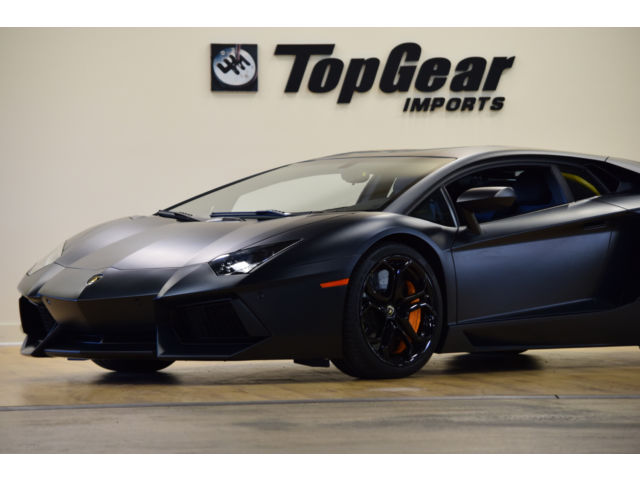 2012AventadorLP700-4