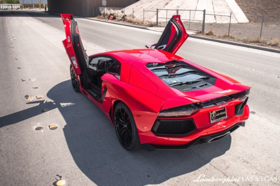2015AventadorLP700-4