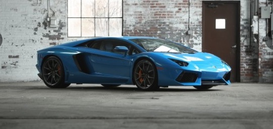 2016AventadorLP700-4
