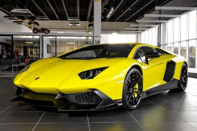 2014AventadorLP720-4 50 Anniversario