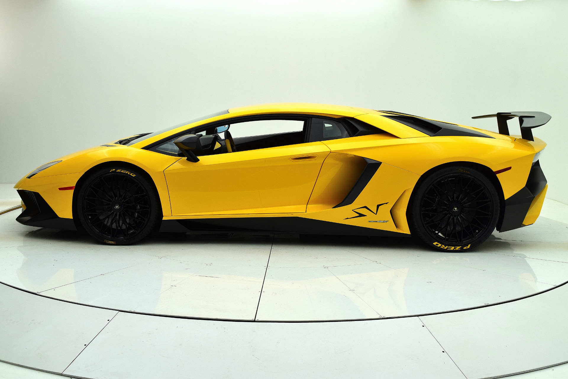 2016AventadorLP750-4 SV