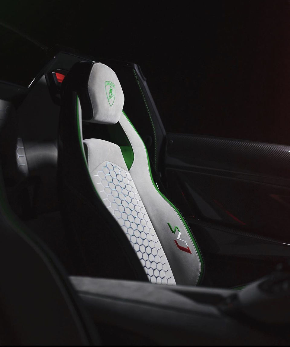 2021AventadorSVJ Xago Edition