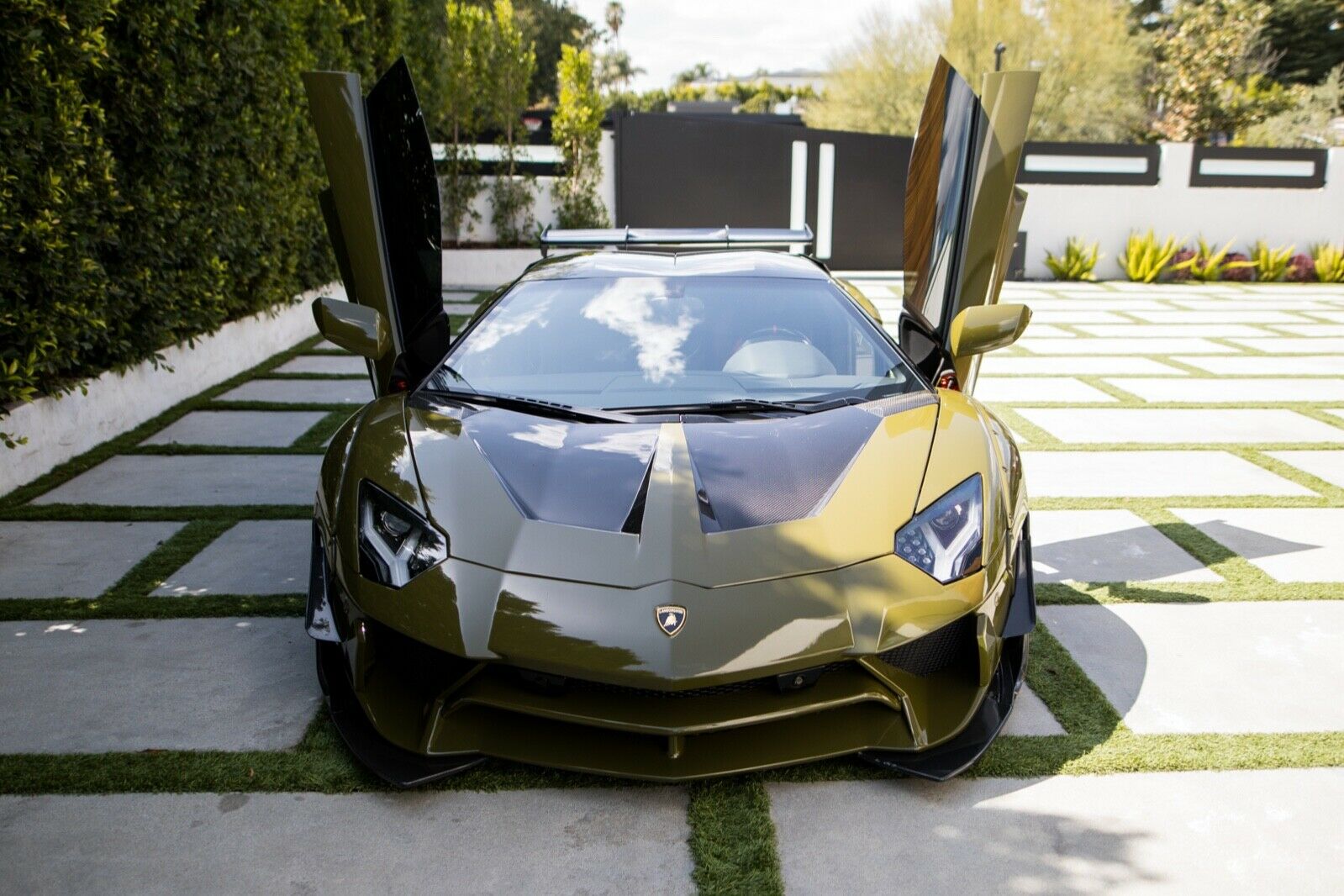 2014AventadorLP700-4 Roadster