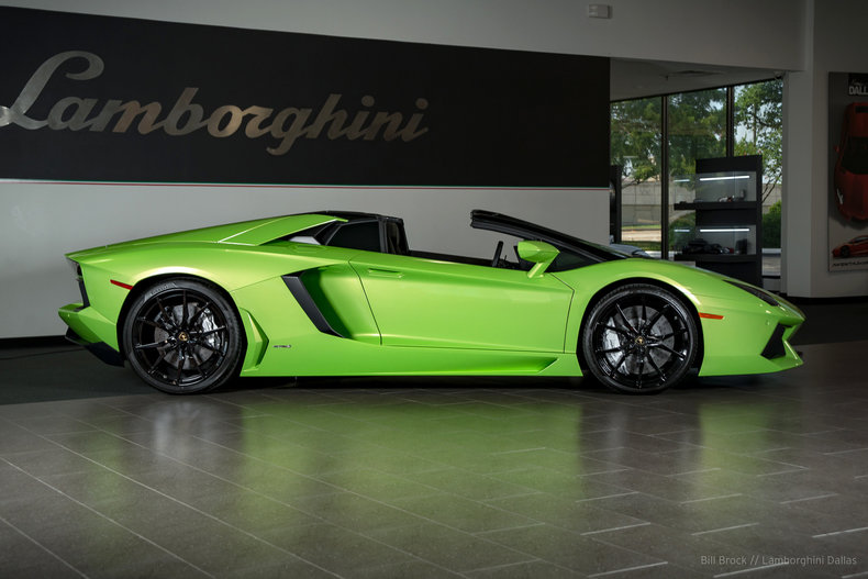 2014AventadorLP700-4 Roadster