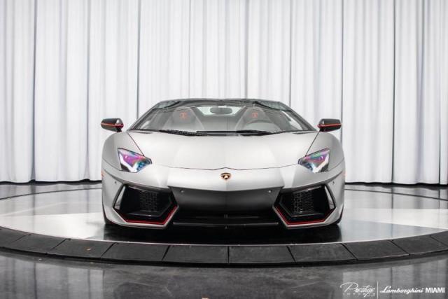 2016AventadorLP700-4 Roadster Pirelli Edition