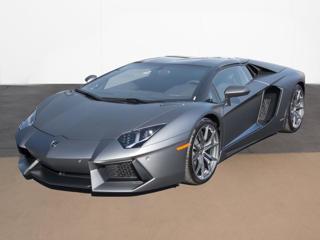 2017AventadorLP700-4 Roadster Pirelli Edition