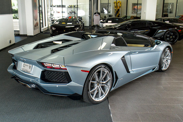 2013AventadorLP700-4 Roadster