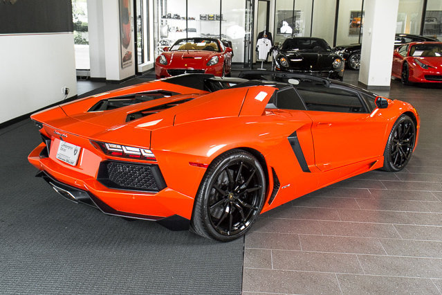 2014AventadorLP700-4 Roadster