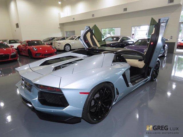 2013AventadorLP700-4 Roadster